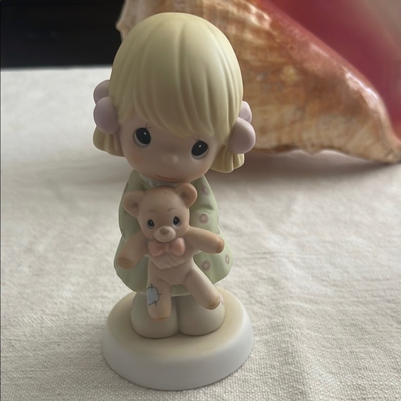 2000 Precious Moments Adorable Figurine with Teddy Bear - Picture 1 of 1